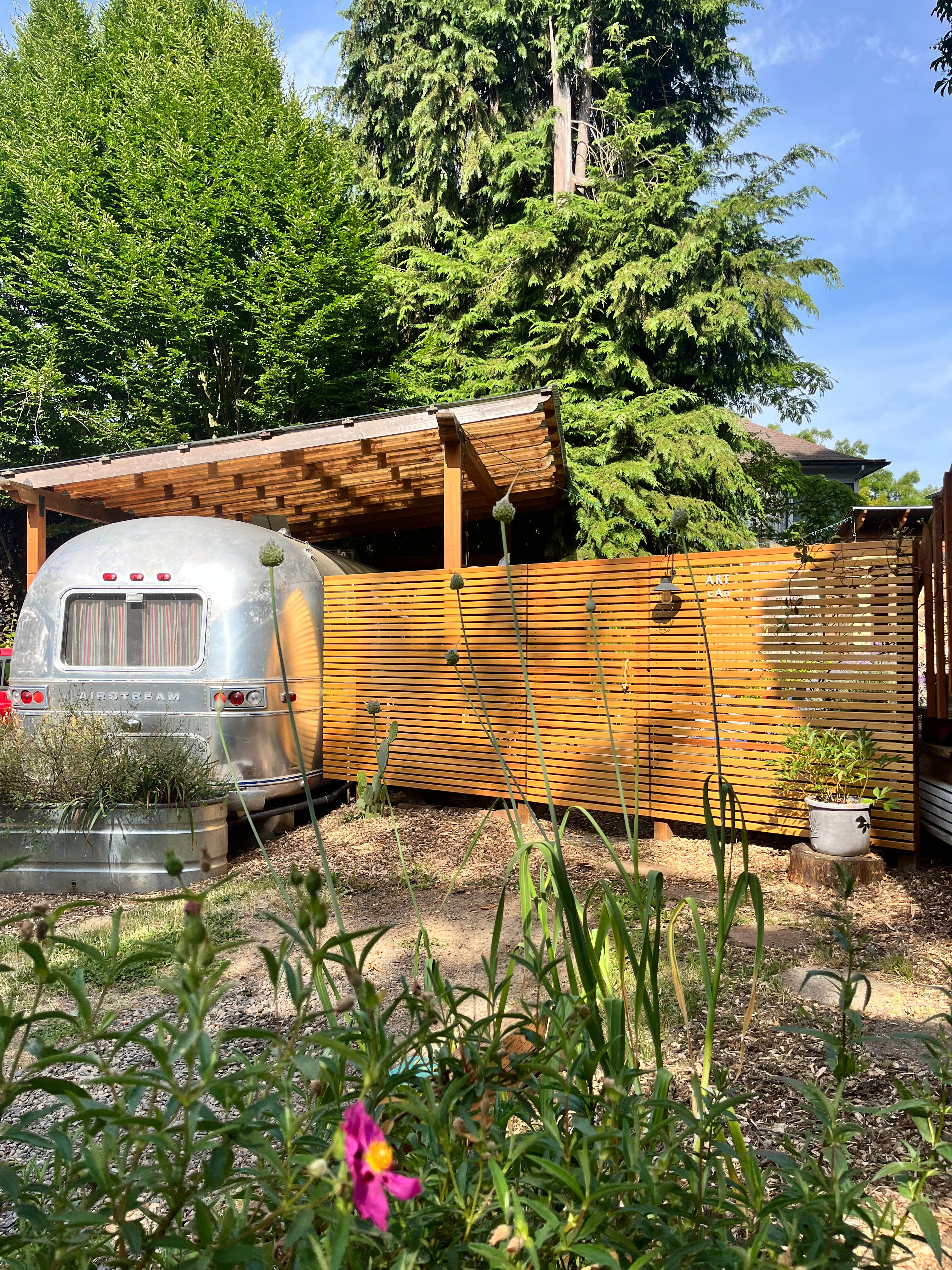 "ART CAN" Airstream + Sauna!