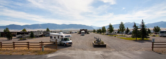 Ennis RV Park by Starry Night Lodging