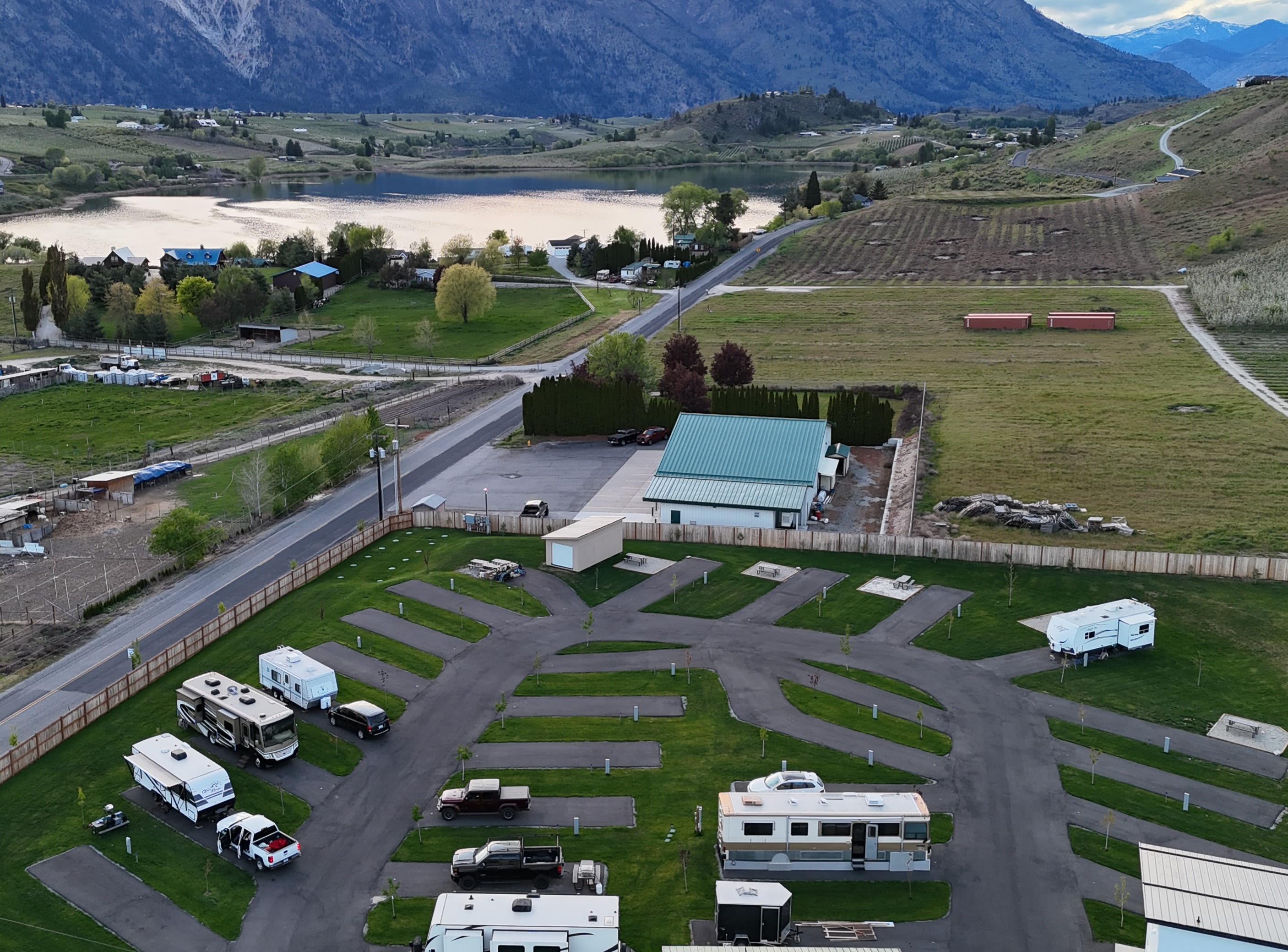 Four Lakes RV Park
