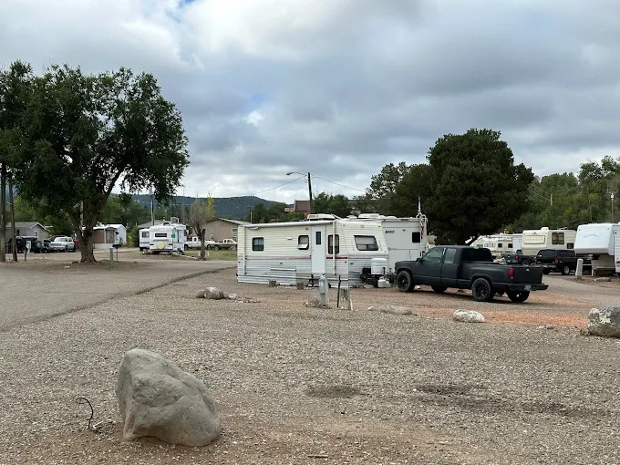 Cawthon RV Park