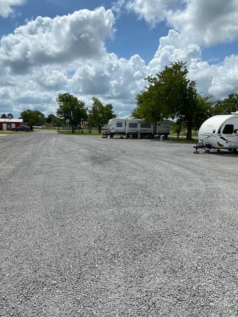 Country Comfort RV Park of Marquez