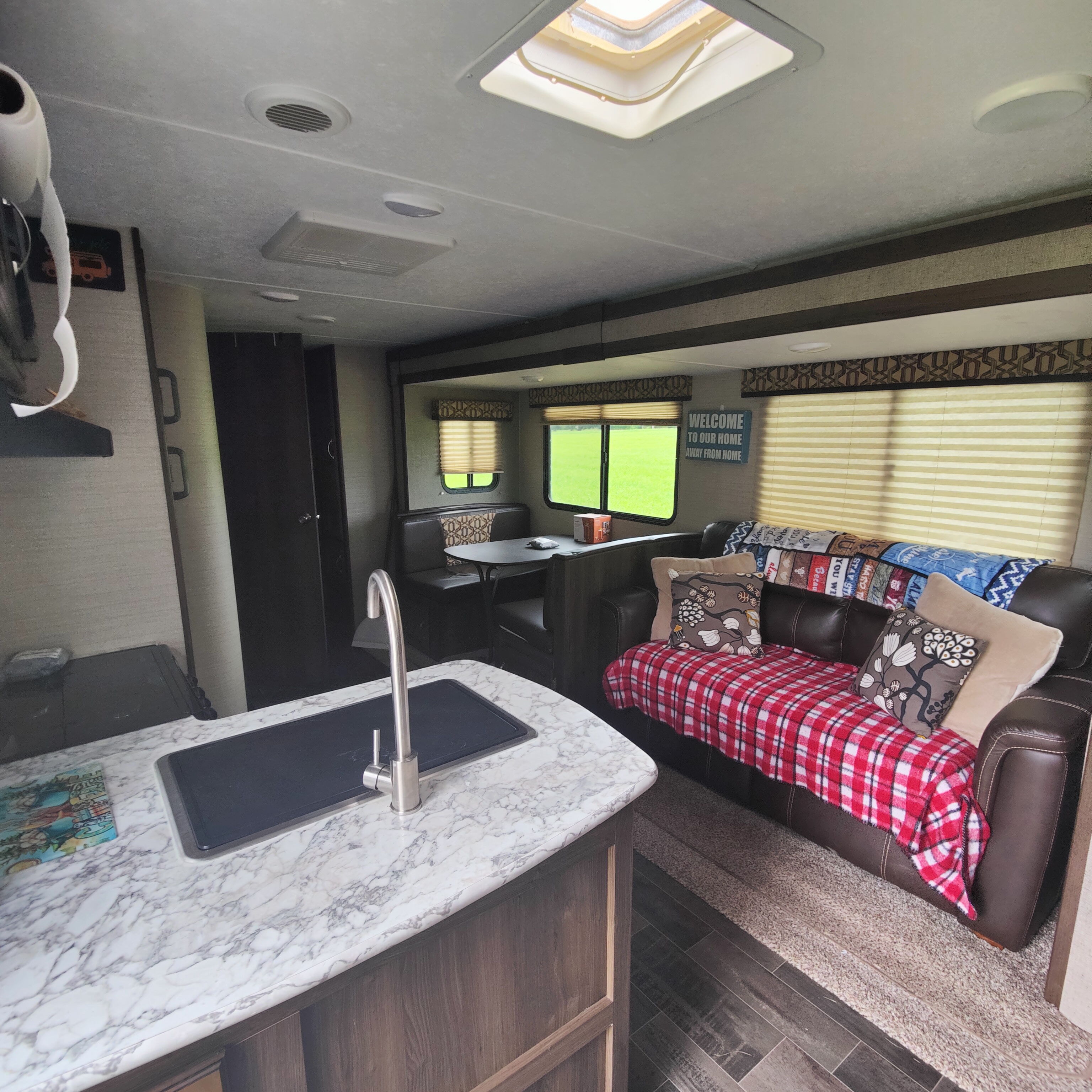 Comfy RV In A Peaceful Setting