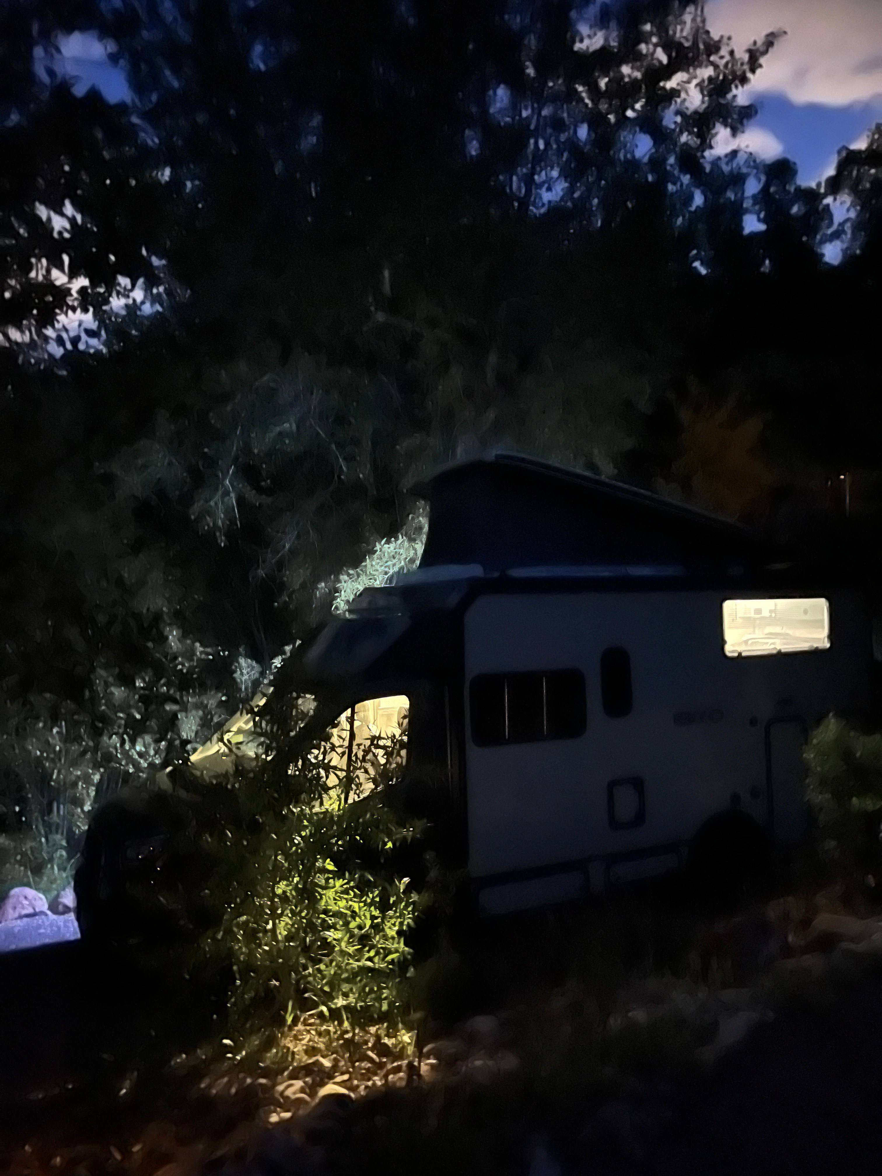 Tiny Shiny Escape, River Runs Thru!