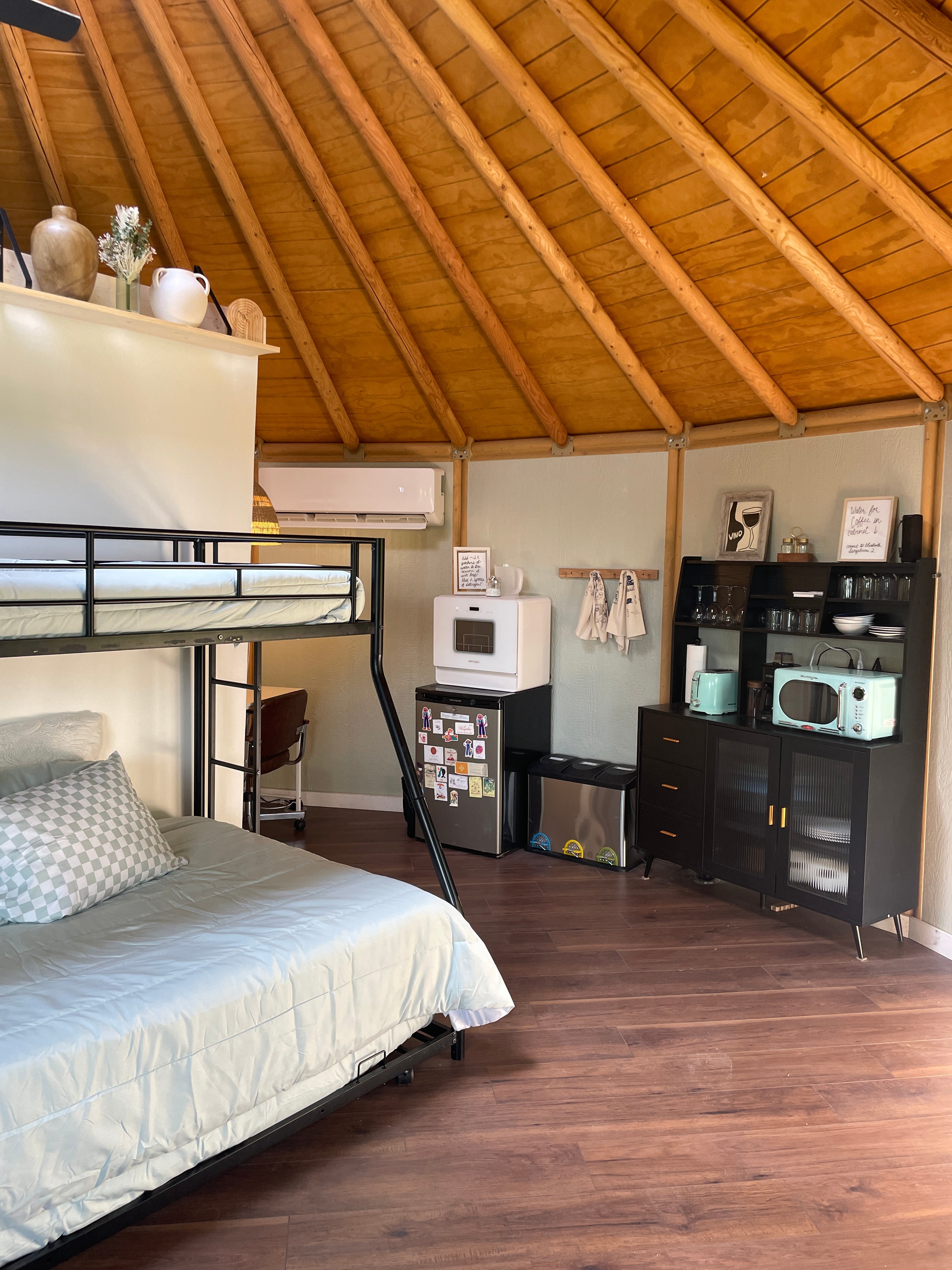 Forestside Yurt Near Marshall