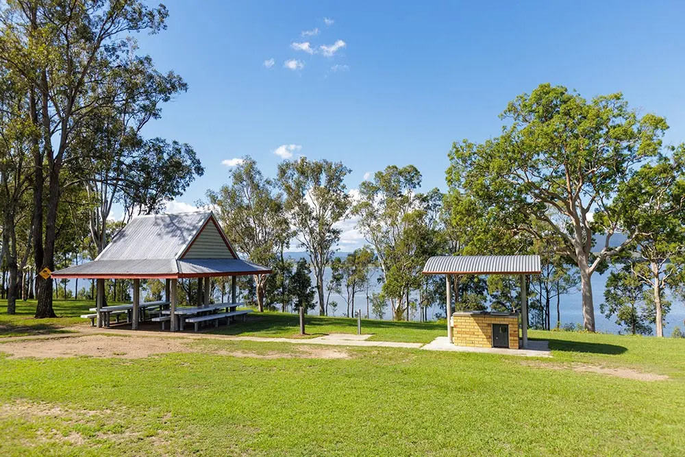 NRMA Lake Somerset Holiday Park