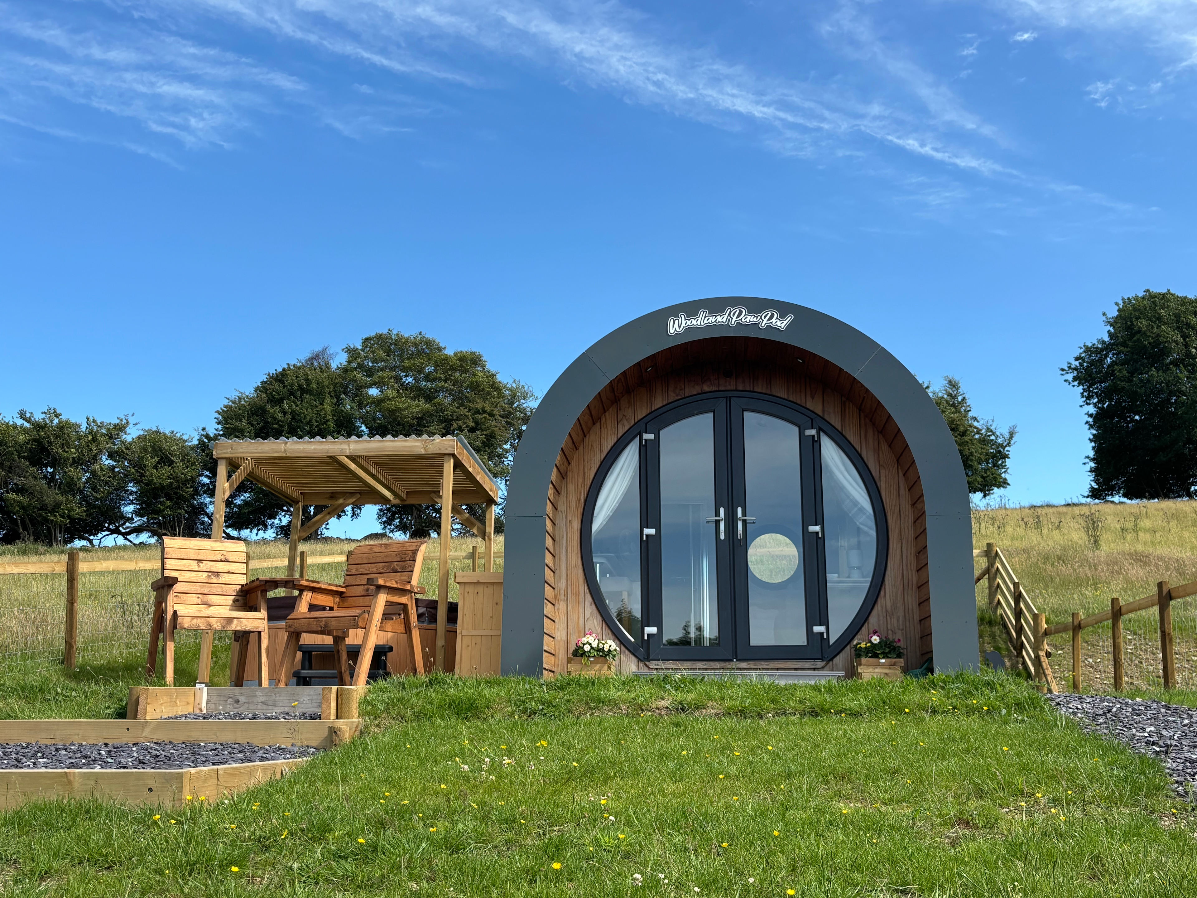 Four Paws Glamping