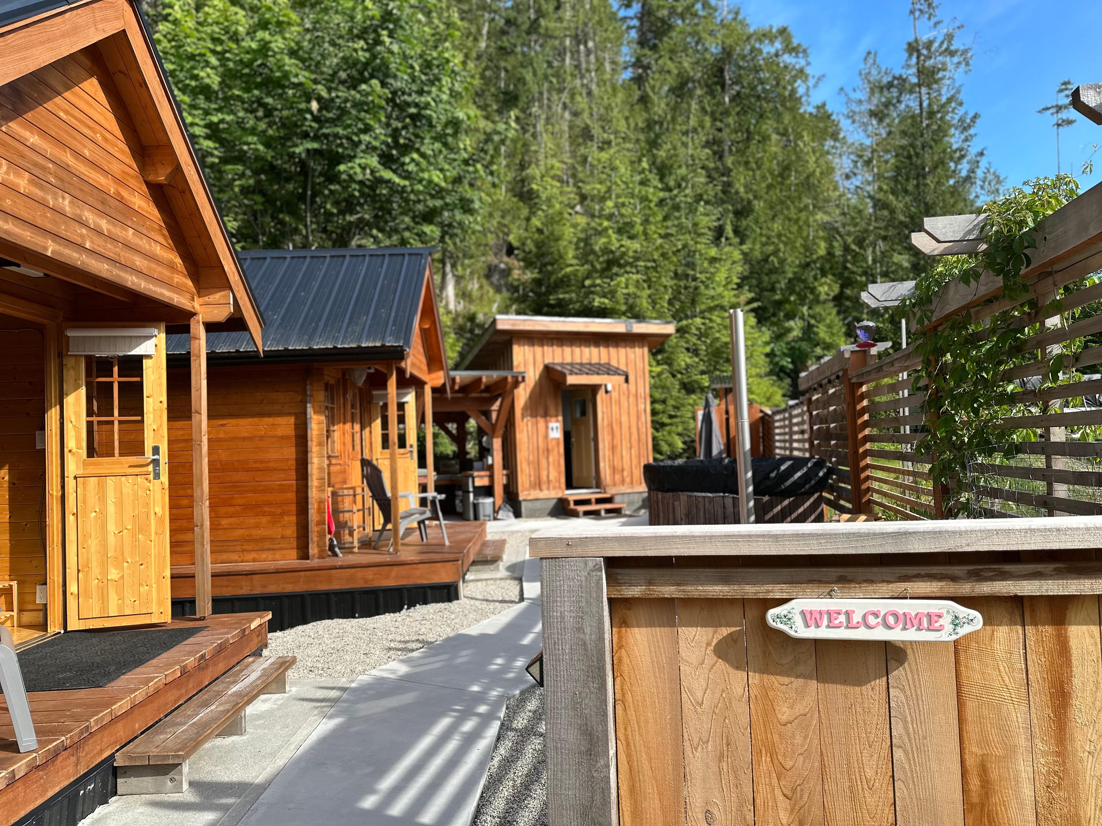 Garden Bay Hideaway Glamping & RV