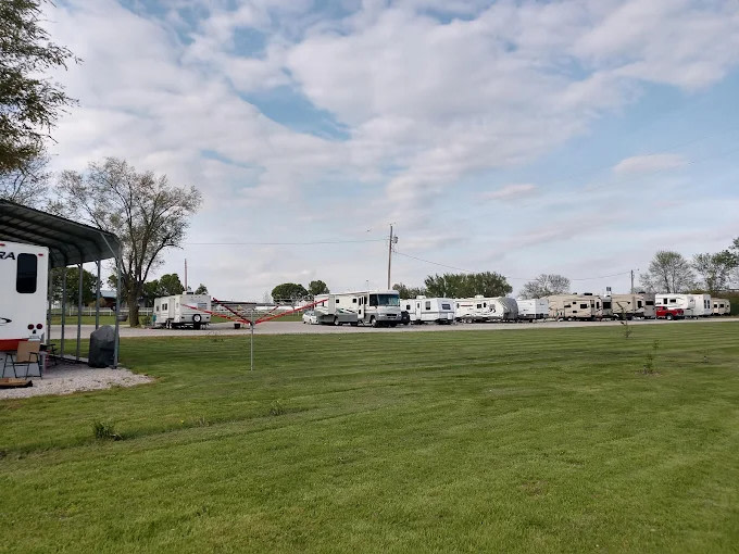 Show Me Rest RV Park