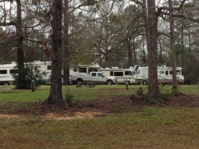 Whispering Creek Lodging & RV Resort