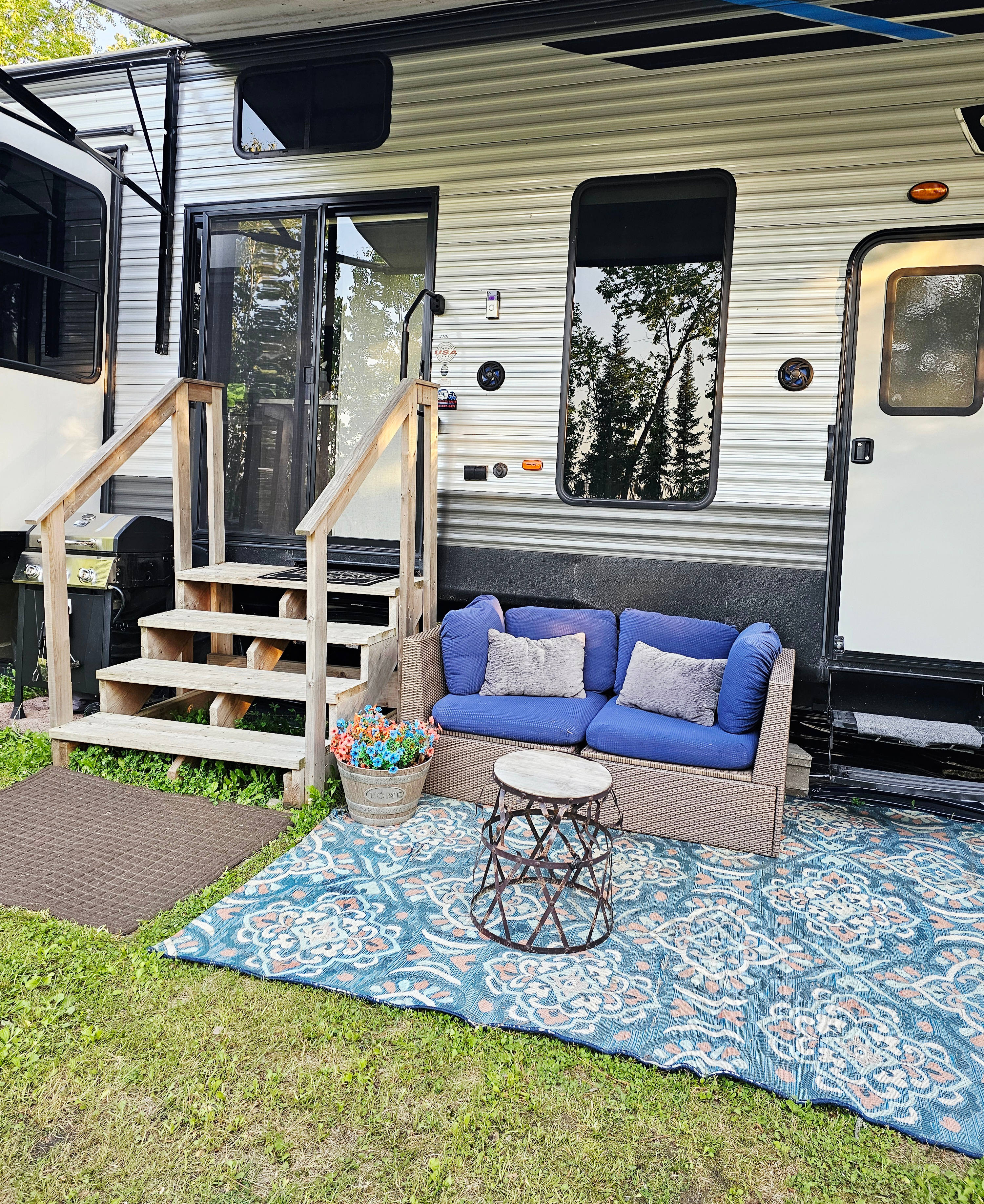 Luxury Lakefront Glamper