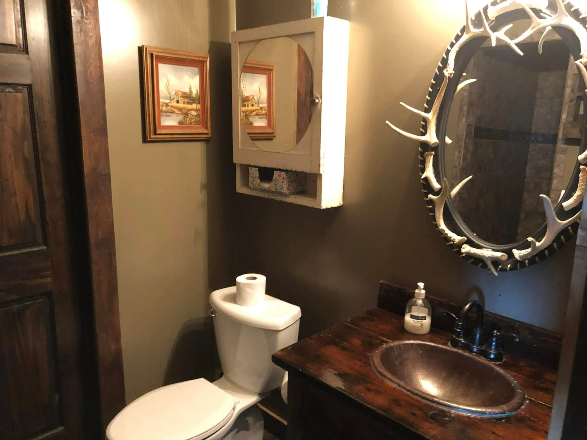 Oak Hollow Resort | Seasonal RV Park & Vacation Cabin Rentals | Pontoon Boat Rentals