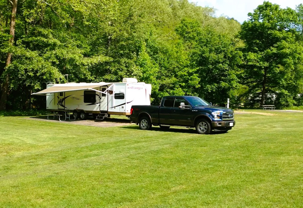 Austin Lake RV Park & Cabins