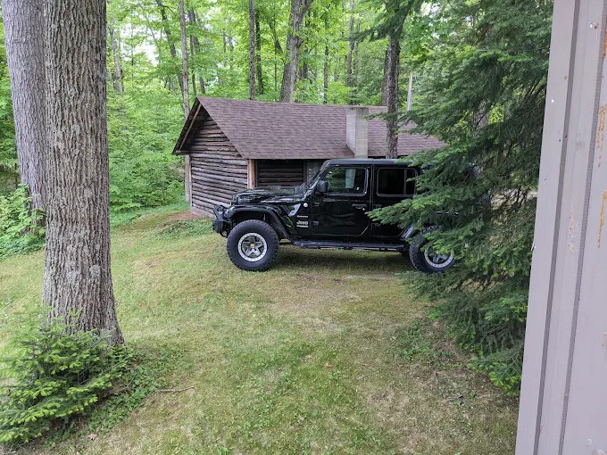 Old Log Resort and Campground