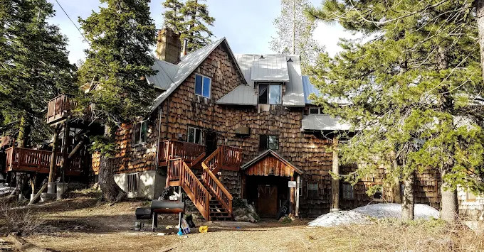 Clair Tappaan Lodge - Backcountry Huts/Bradley Hut