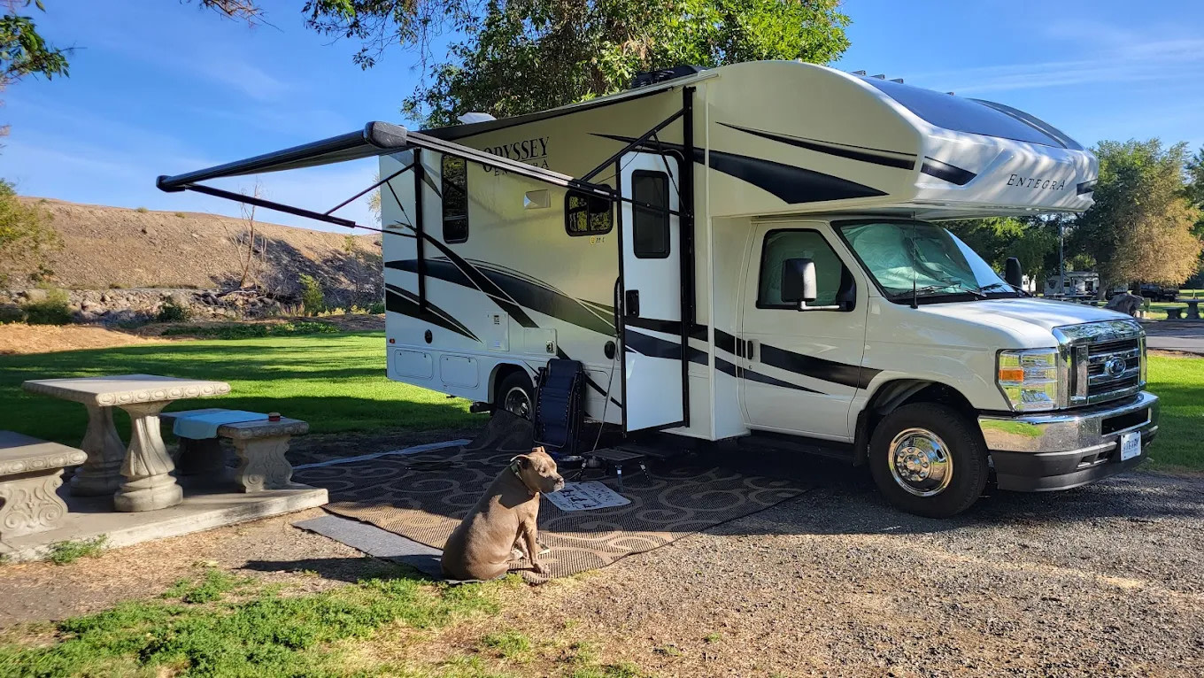 Oasis RV Park & Golf Course