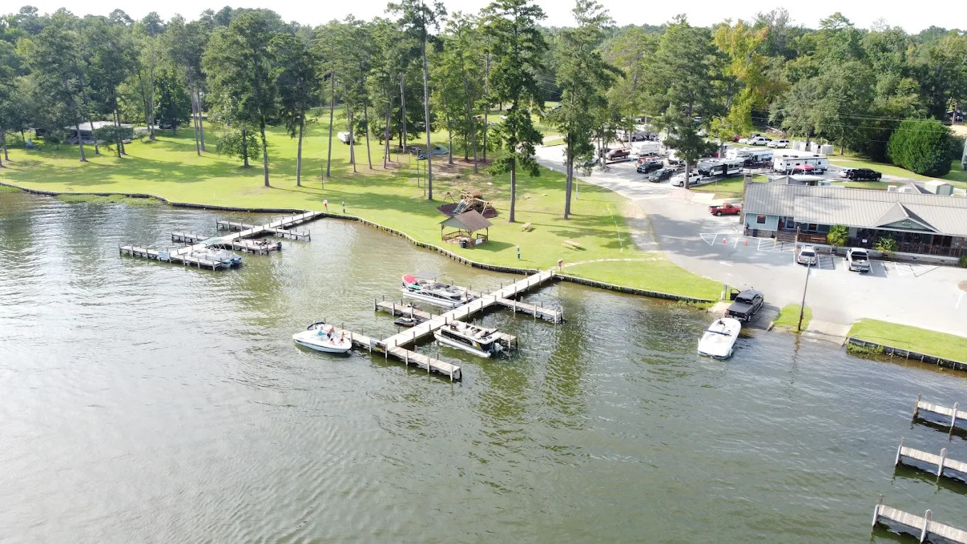 Crooked Creek Marina & Campgrounds