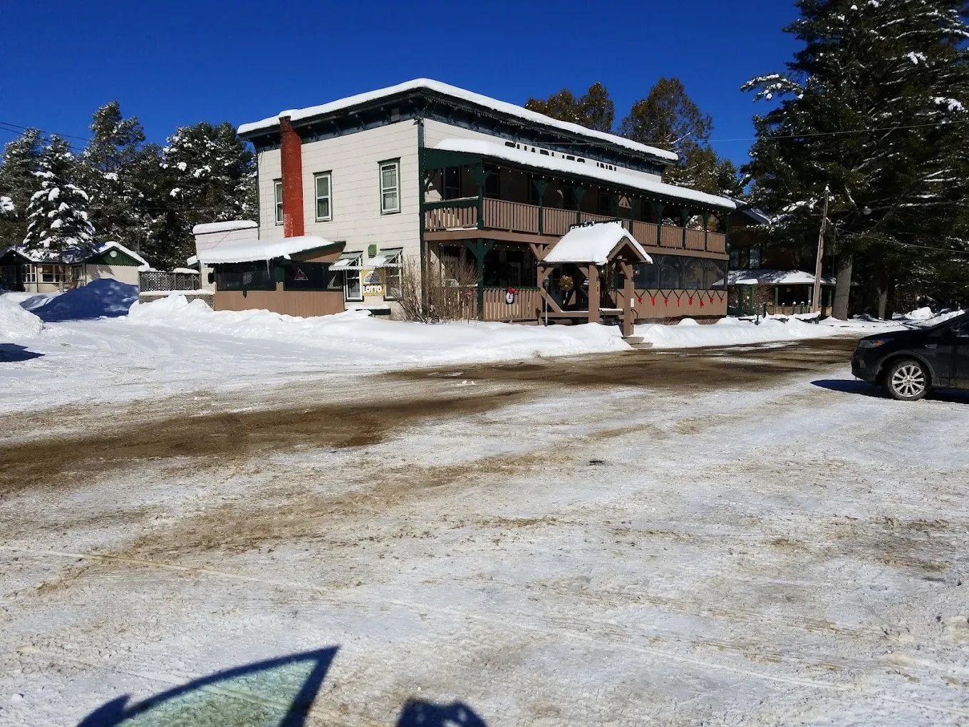Charlie's Inn Junction Campground