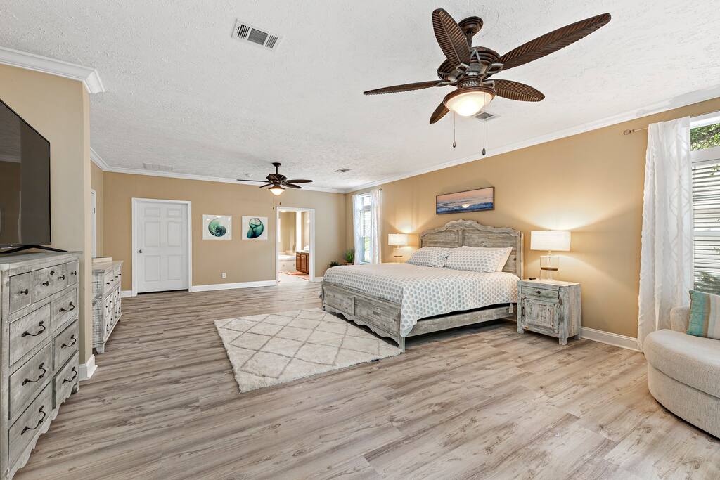 Bay Breeze RV on the Bay