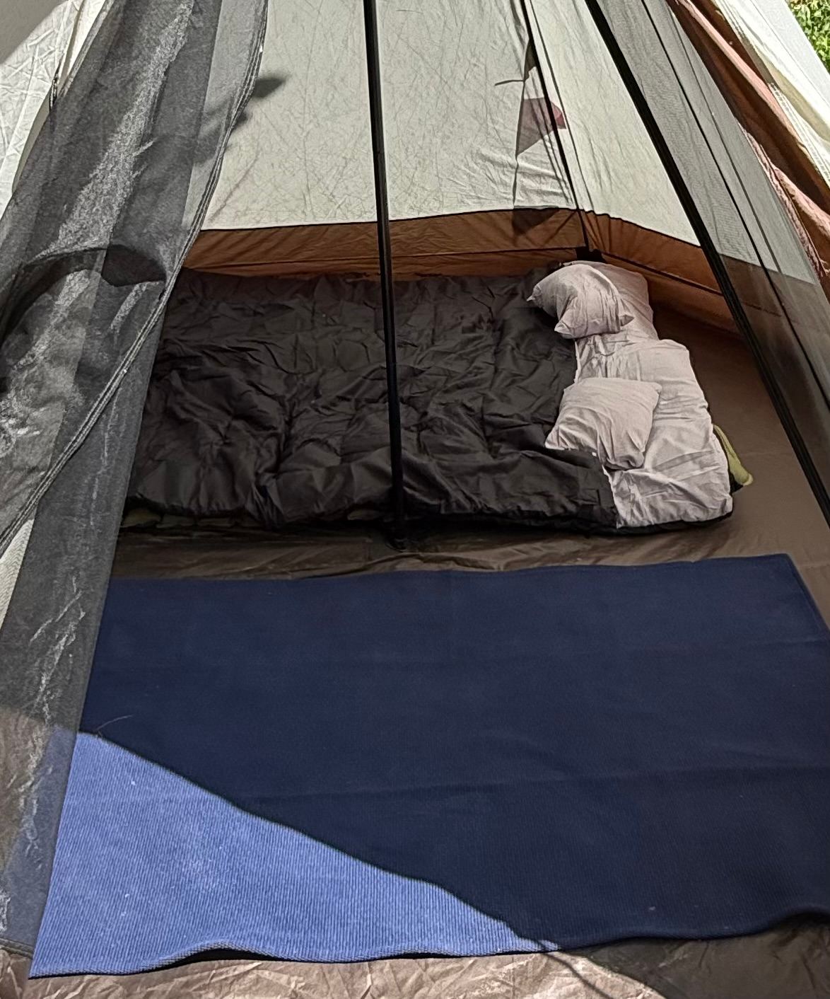 Double sleeping bag And air mattresses provided, or BYO. 