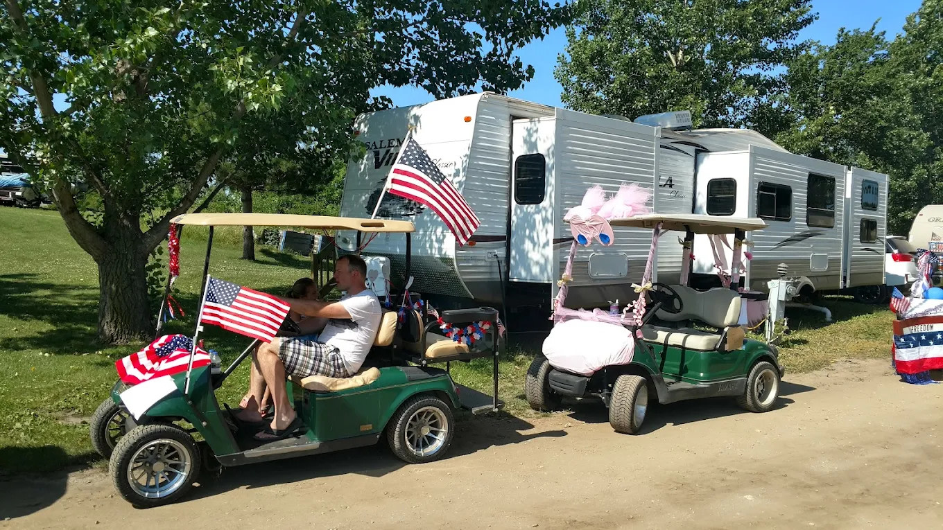 Pelican HIlls RV Park