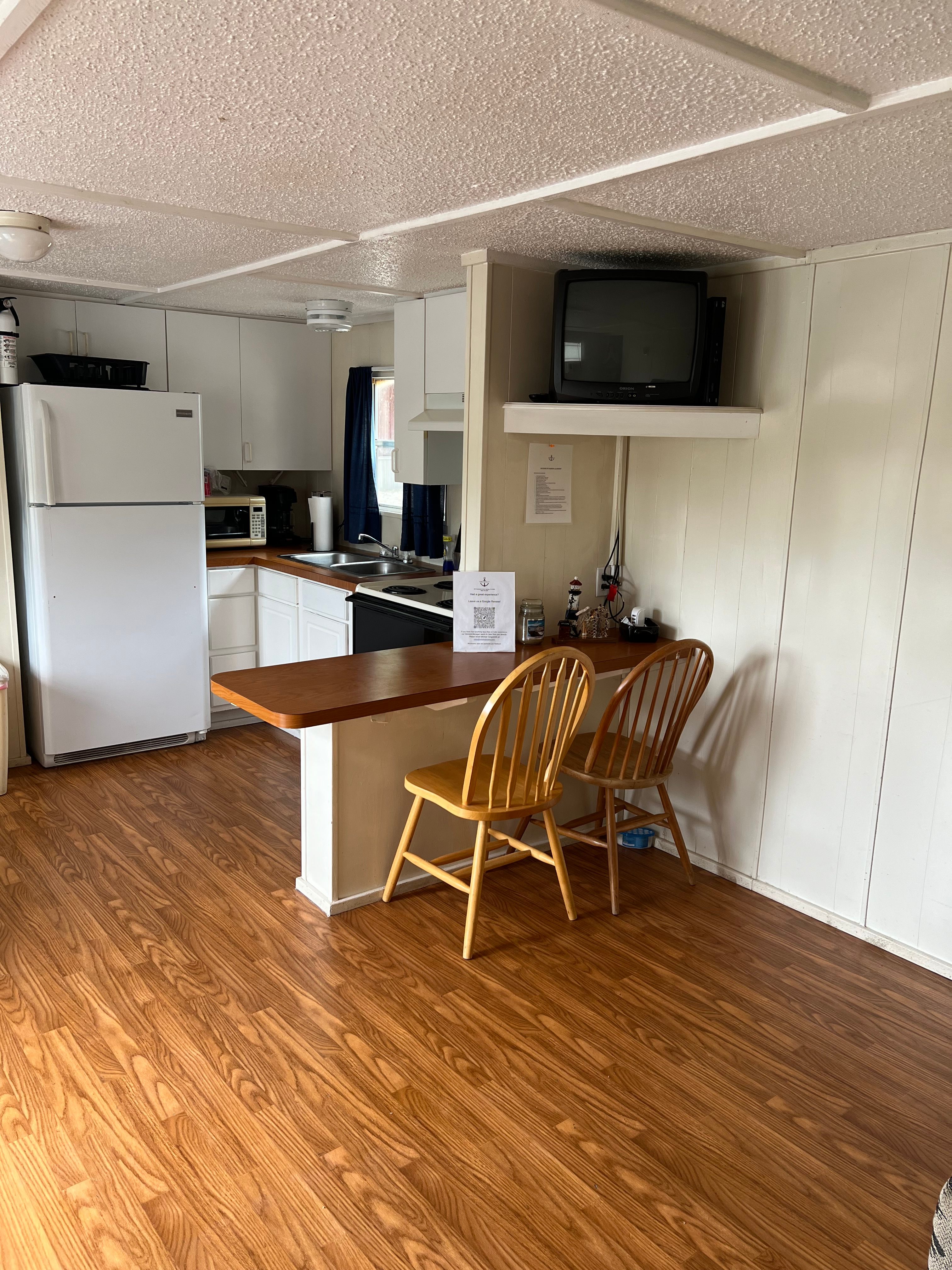 Anchor Inn Marina and Resort