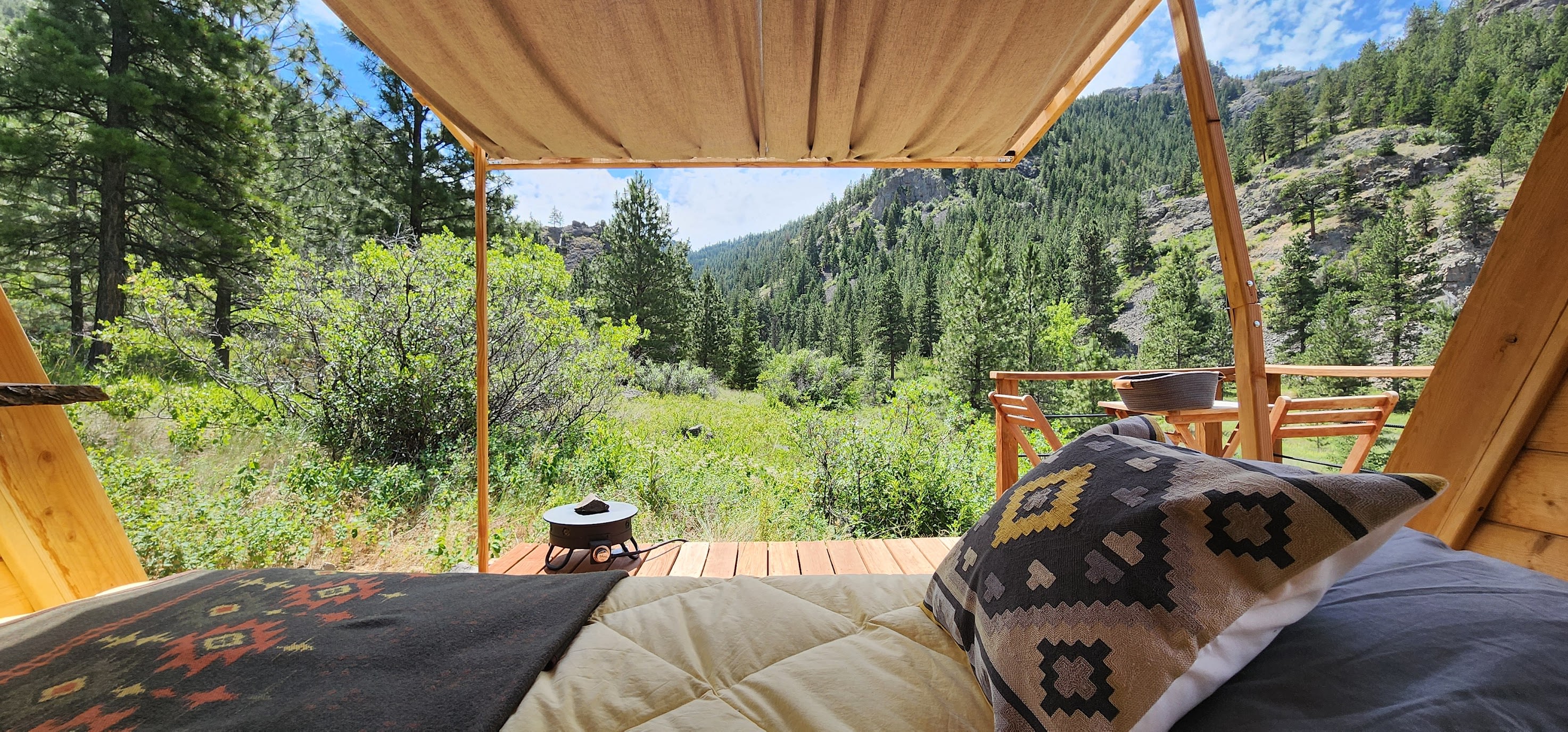 A Canyon Stay with Mini A-frame
