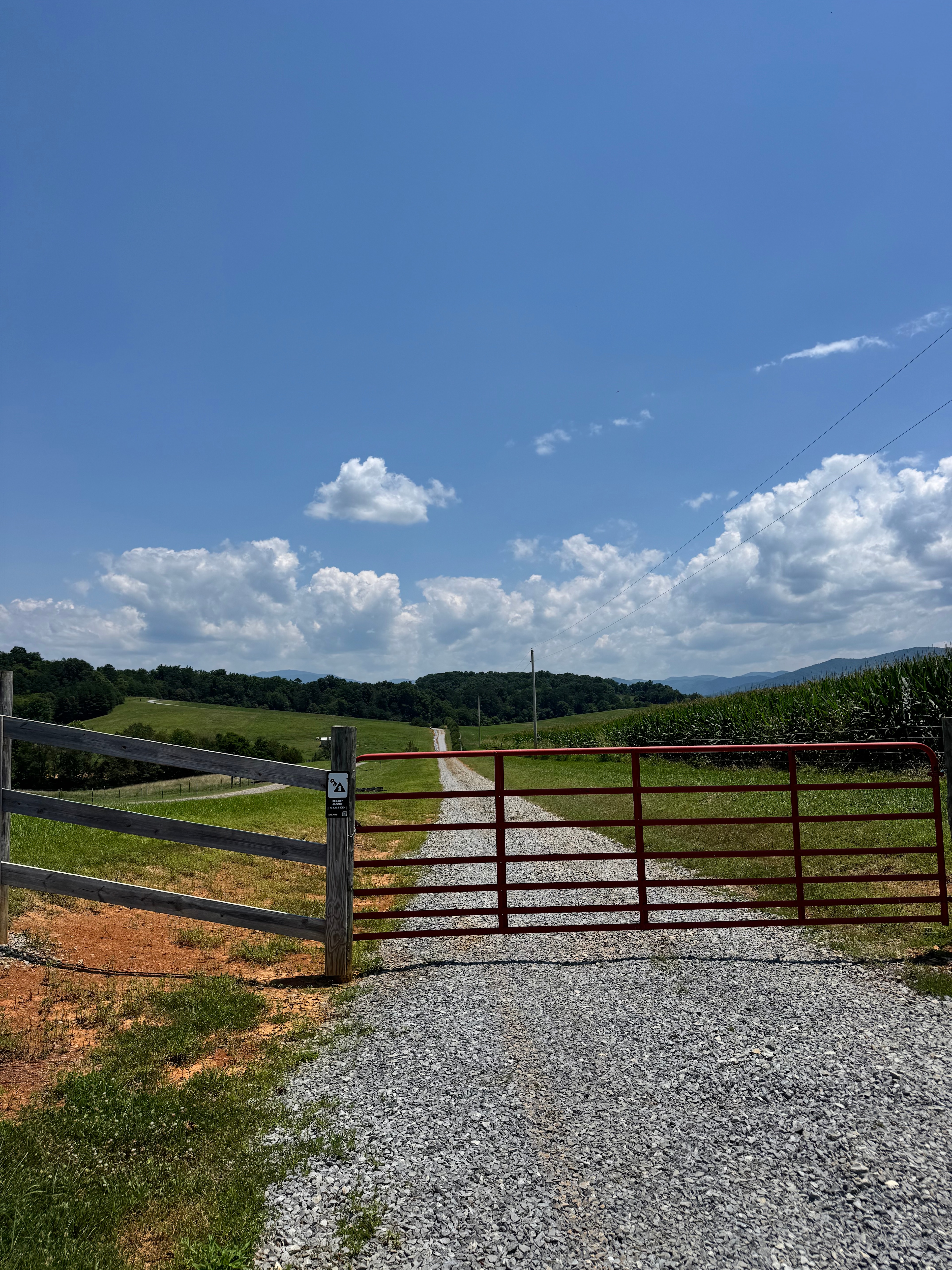 East Tennessee Hilltop Campsite
