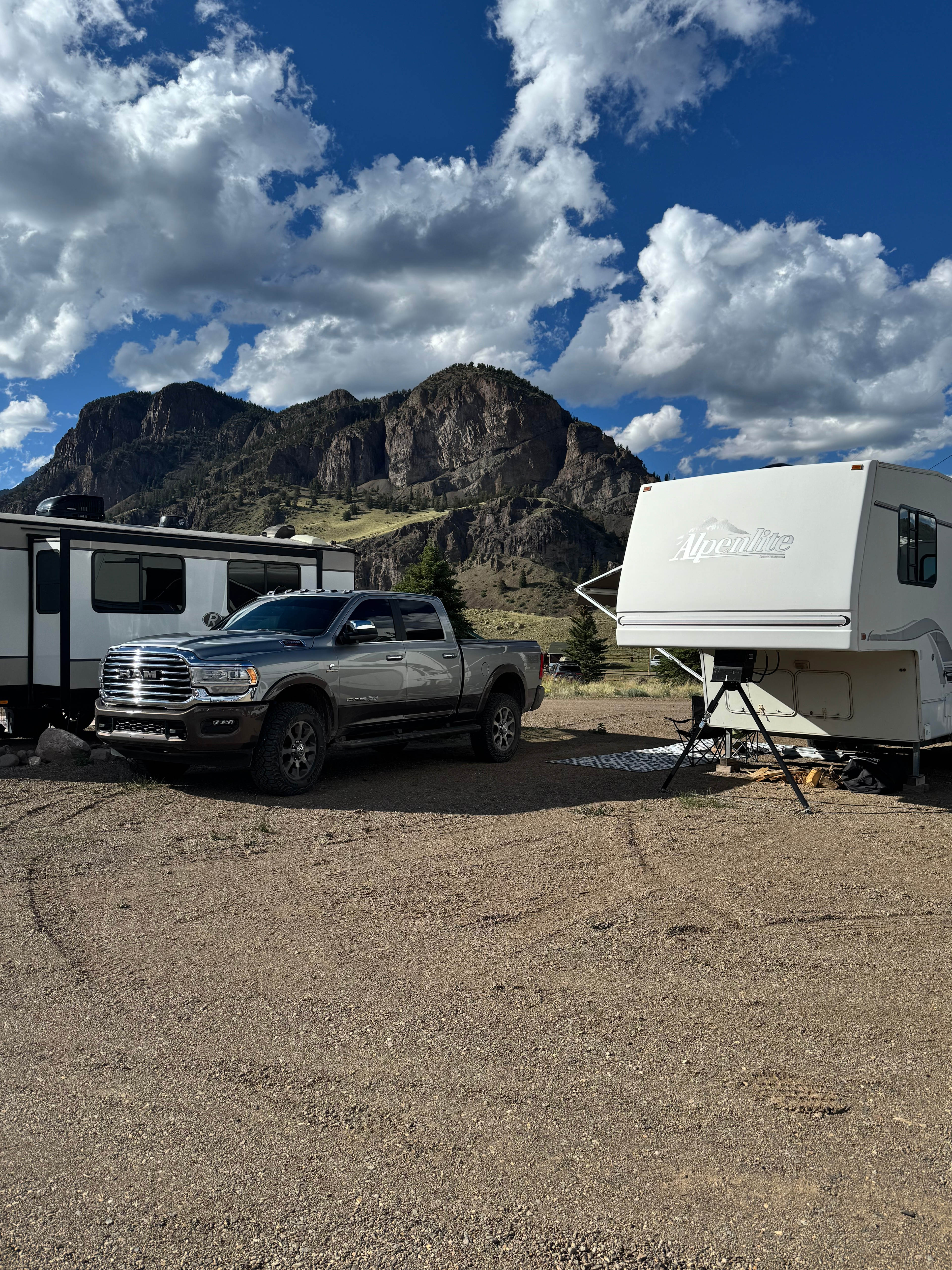 Bristol Mountain RV Park & Cabins