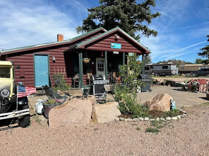 Lake George Cabins & RV Park