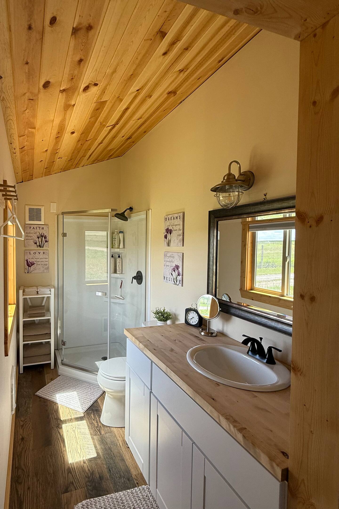 Heart And Soul Alpacas And Cabins