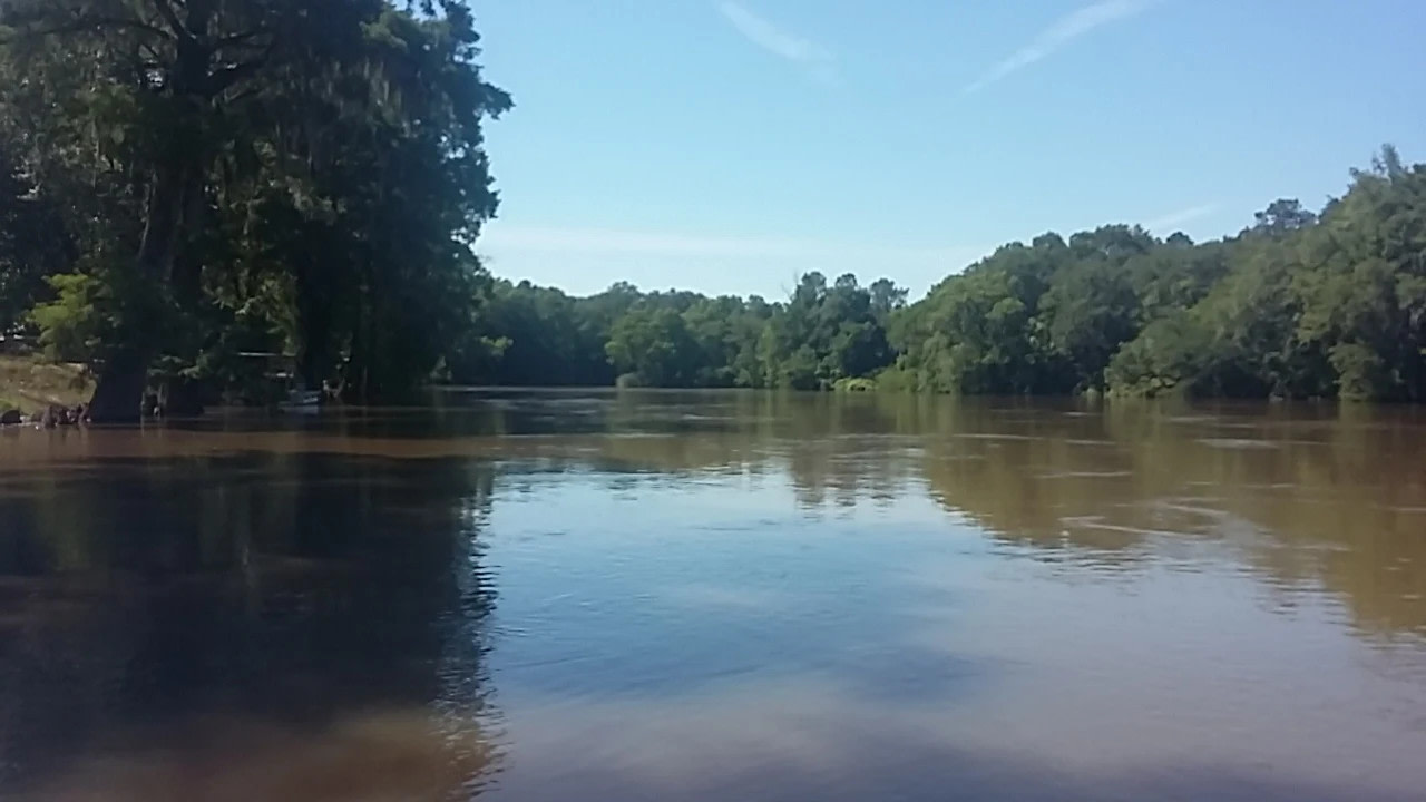 Rocky Bend Flint River Retreat