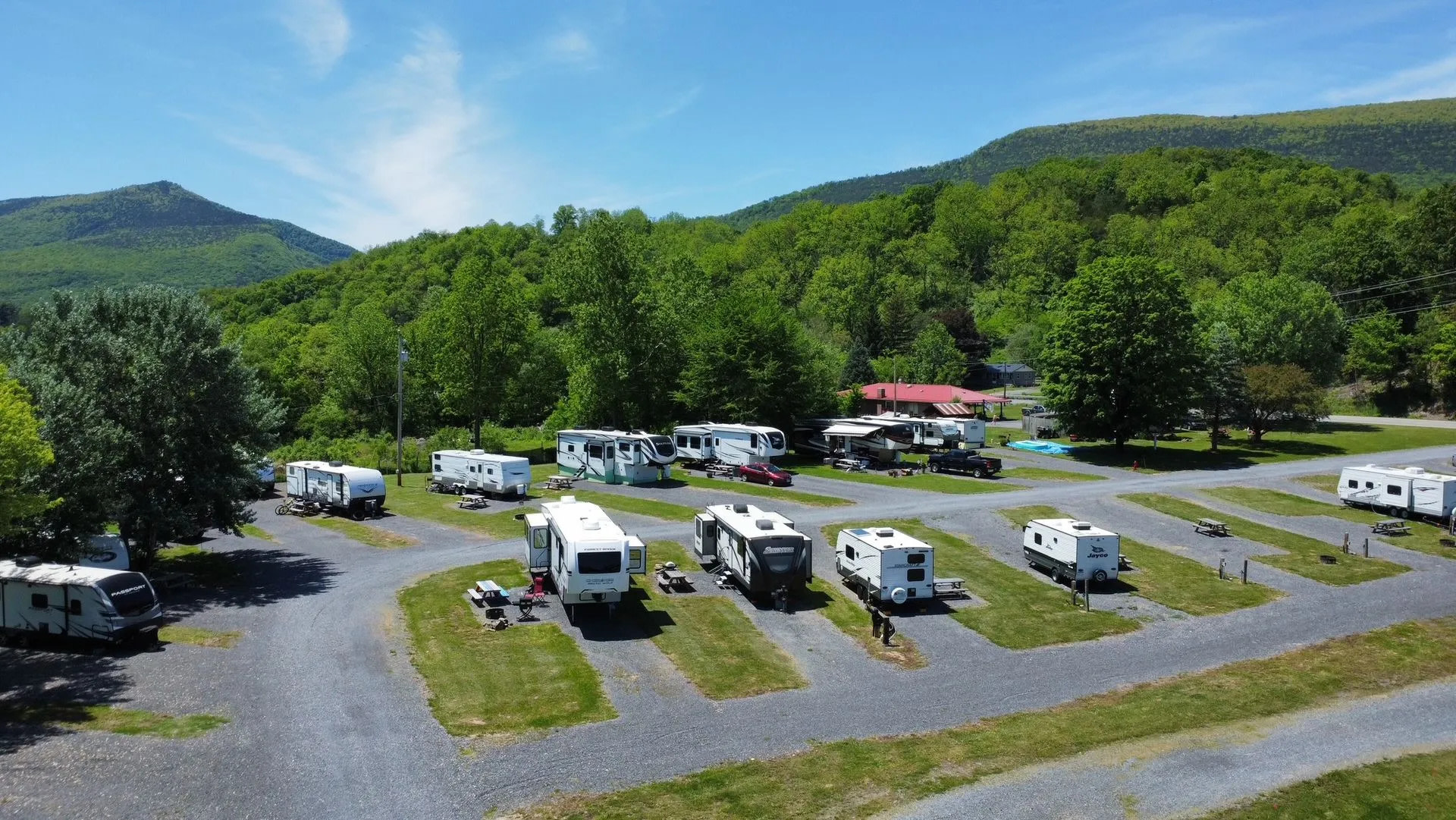 Country Roads Campground
