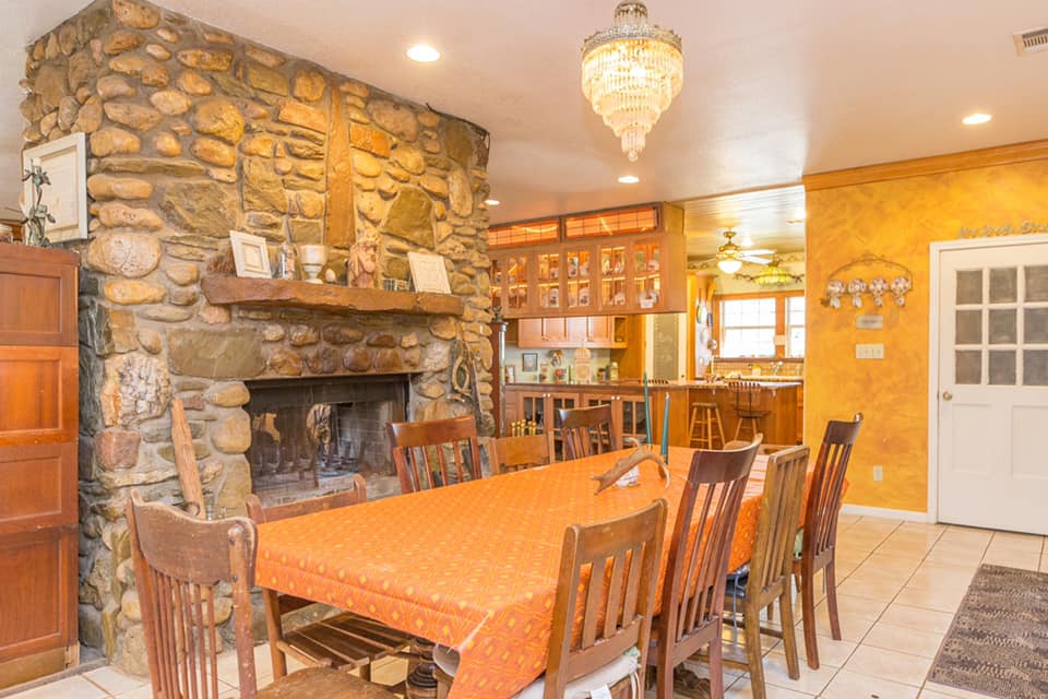 Creek Side Camp and Cabins