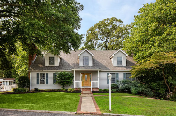 Sun Retreats Seashore