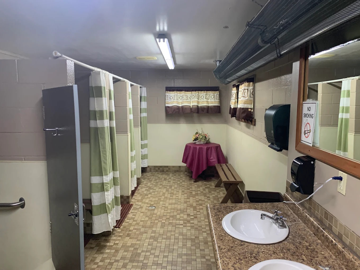 Cross Creek Camping Resort