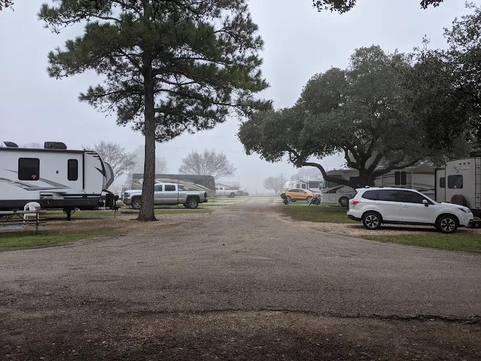 Whispering Oaks RV Park