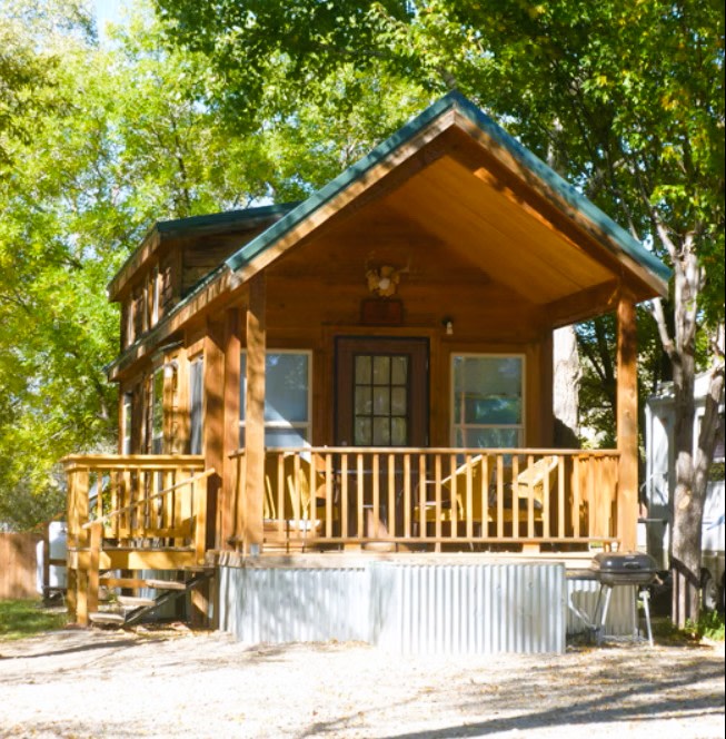 Outpost Motel Cabins & RV Park