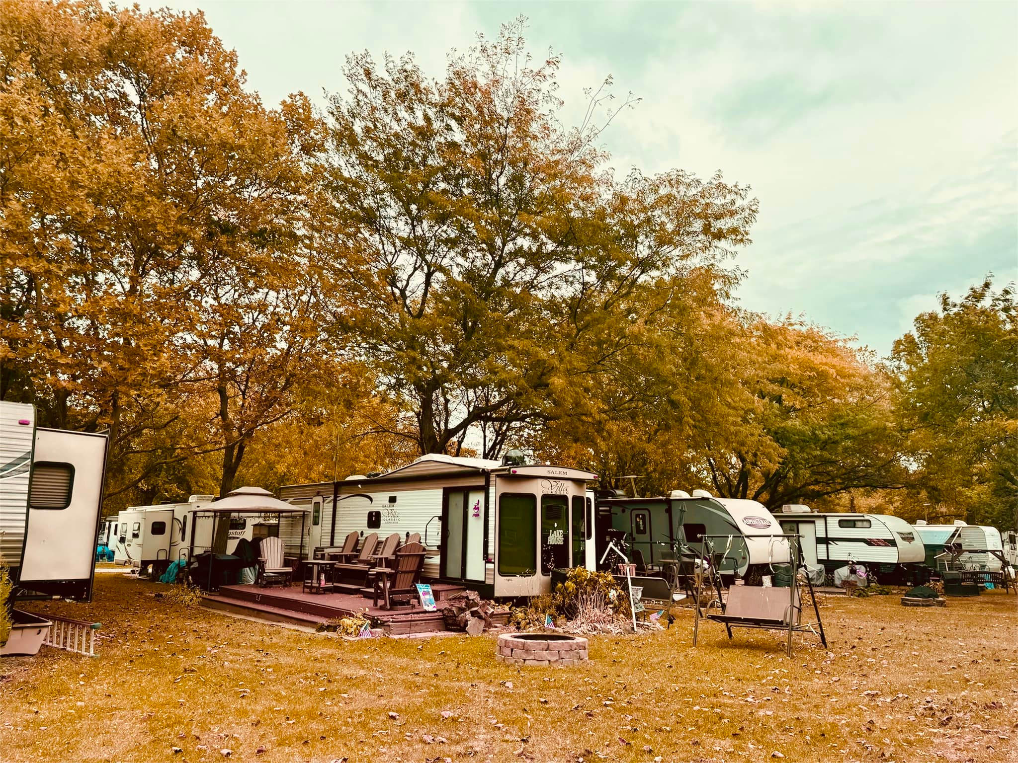 Cedarlane RV Resort