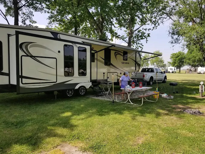 Evening Star Camping Resort