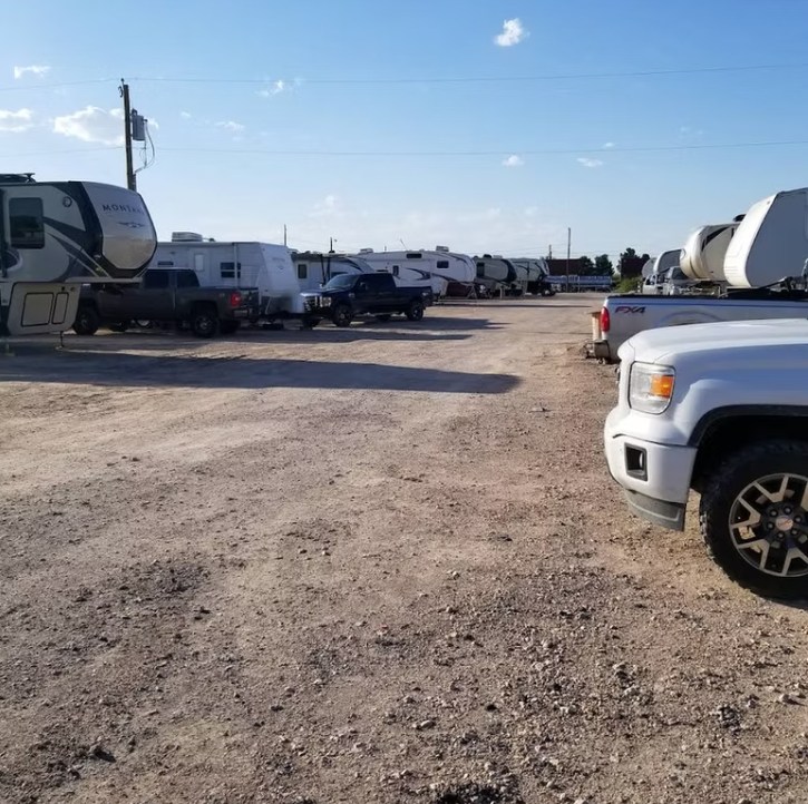 Sealy Street RV Park