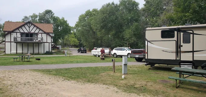 Sherwood Forest Camping & RV Park