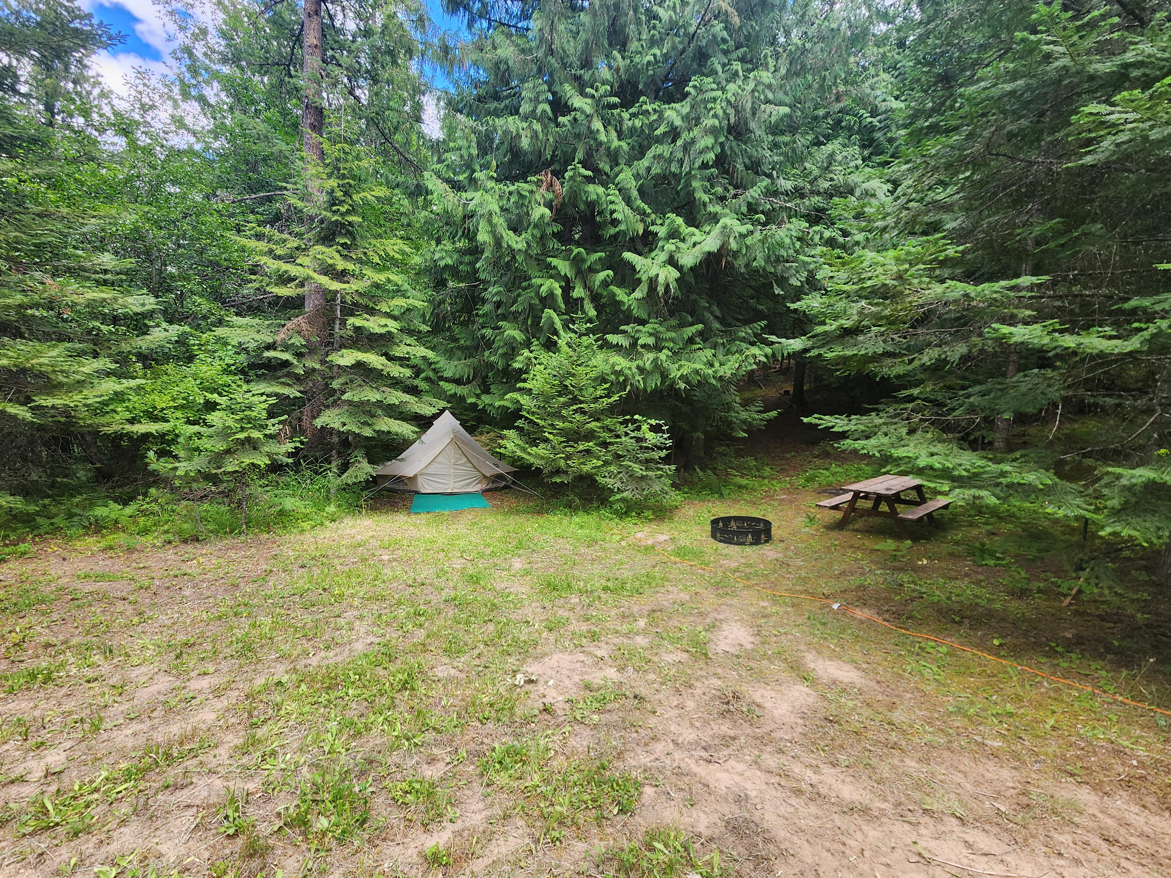 Extraordinary Camping