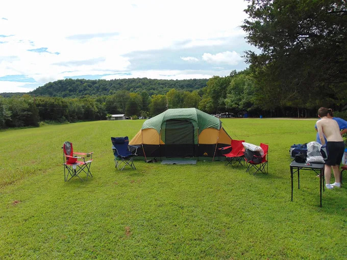 Eagles Nest Camp & Canoe