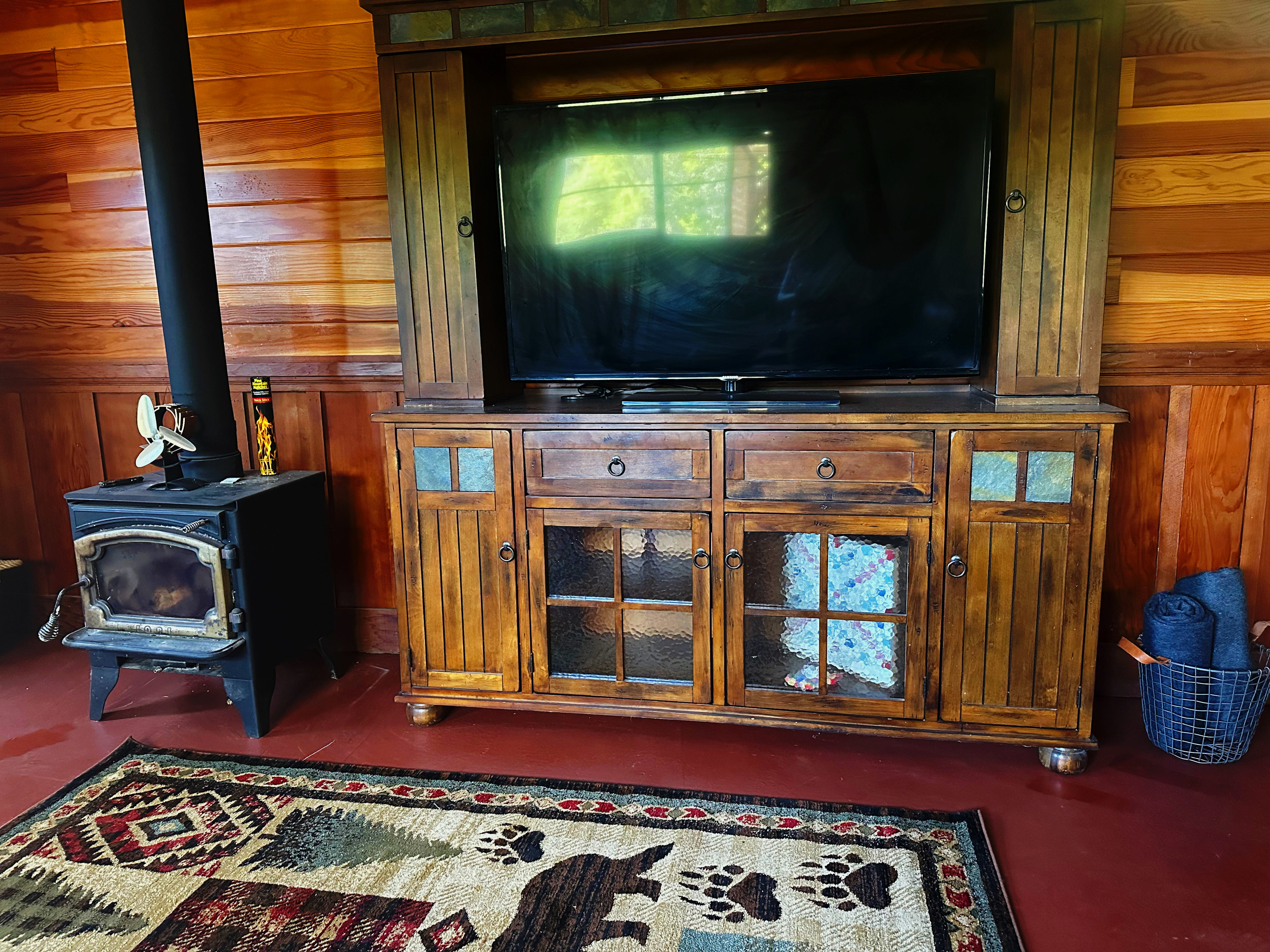 The Bear Den