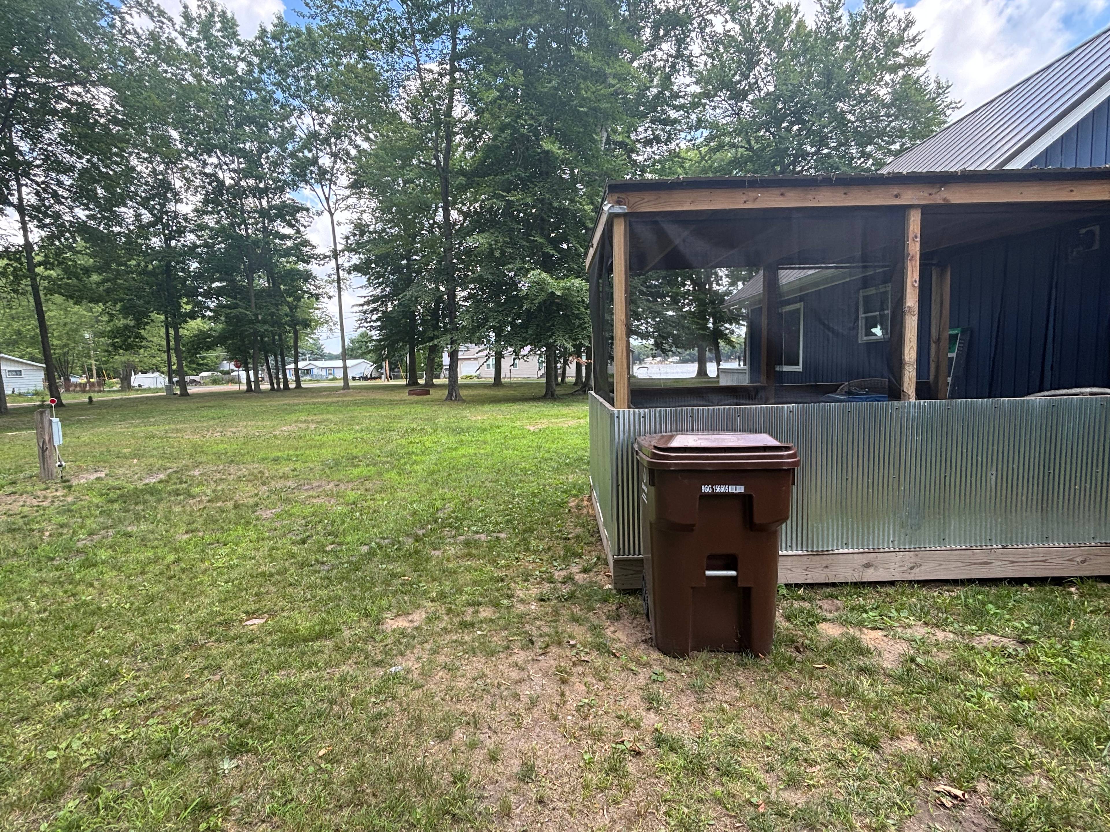Duck Lake Wooded RV Retreat