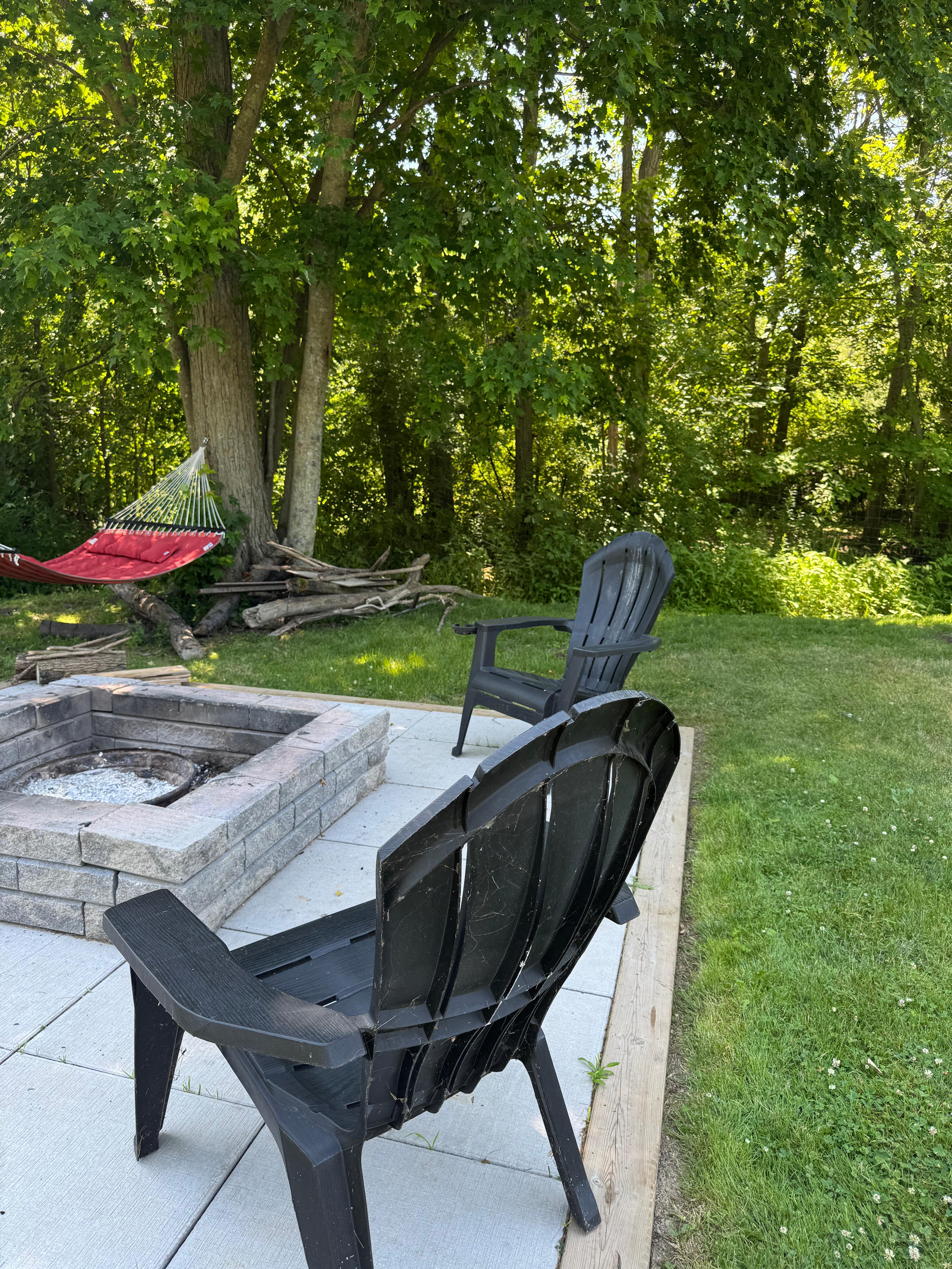 Charming Trailer Near Lake Erie