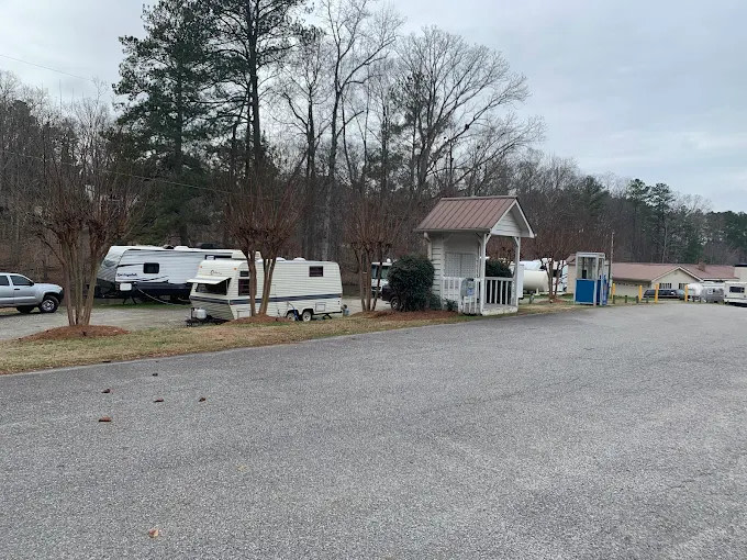 Twin Lakes RV Park