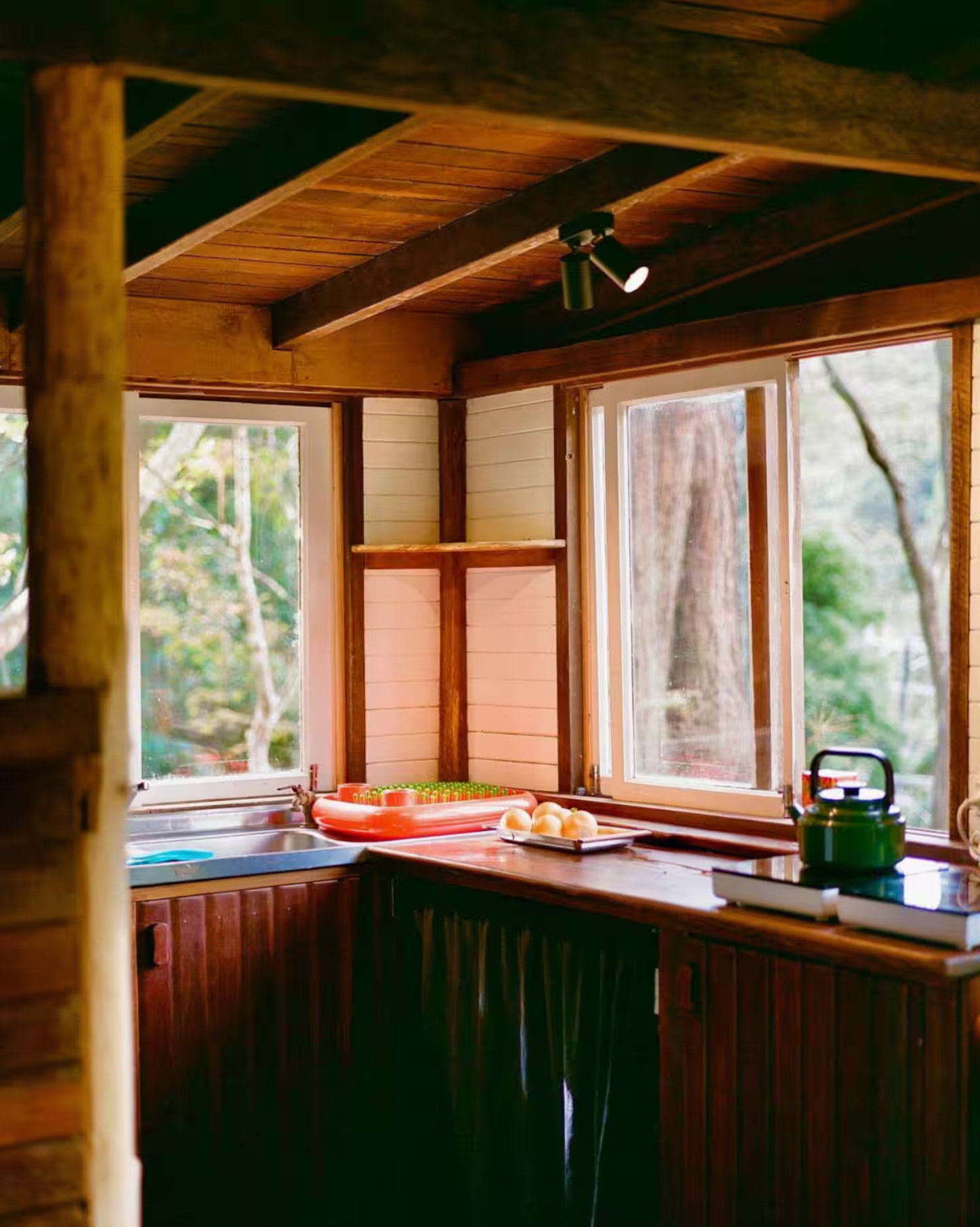 Intimate Rainforest Retreat