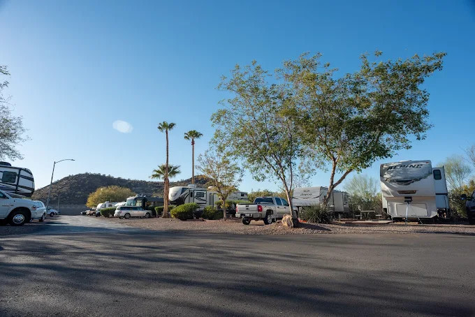 Desert's Edge RV Park