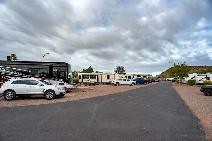 Desert's Edge RV Park